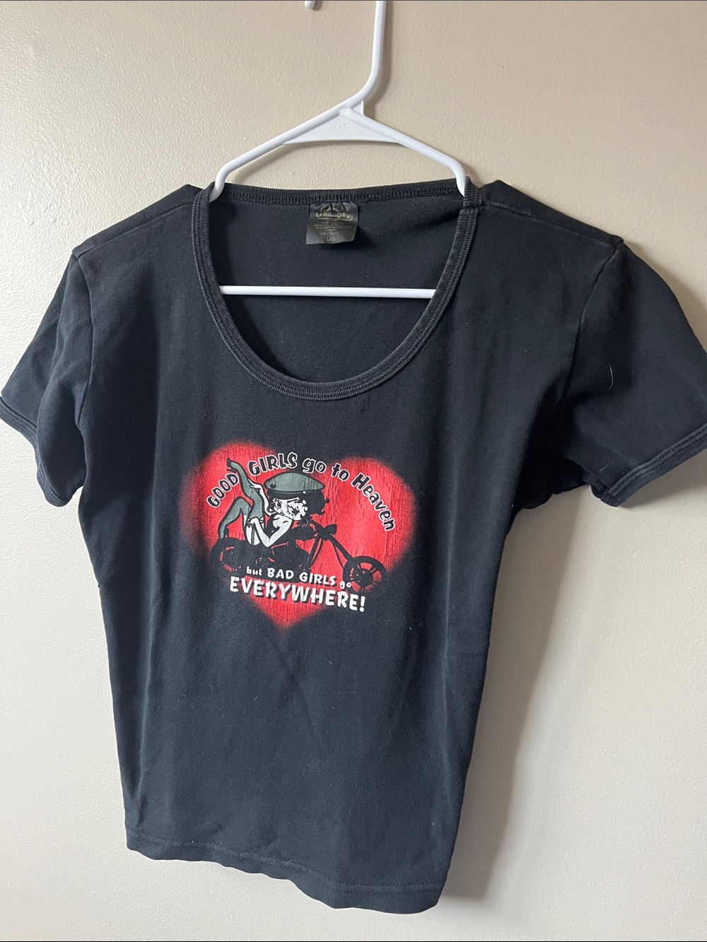 Betty Boop Black Short Sleeve Tee with Red Heart Graphic
